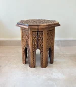 Maraş El Oyma Ceviz Ahşap Yan Sehpa 44x44x46 cm | El Yapımı Dekoratif Sehpa Natural - Görsel 3