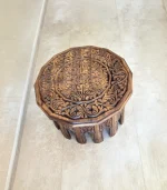 Maraş El Oyma Ceviz Ahşap Orta Sehpa – 73x73x47 cm Klasik Desenli El Yapımı Sehpa Natural - Görsel 7