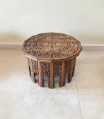 Maraş El Oyma Ceviz Ahşap Orta Sehpa – 73x73x47 cm Klasik Desenli El Yapımı Sehpa Natural - Görsel 8