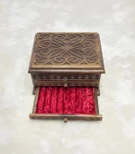 Ceviz Ağacından El Oyma Saat Aksesuar & Tespih Kutusu – 30x36x22 cm | 2 Çekmeceli Koleksiyon Kutusu - Görsel 4