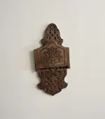 Maraş El Oyma Ceviz Ağacı Kavukluk – 44x21x17.5 cm Duvar Tipi Dekoratif Raf - Görsel 4