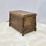 Maraş El Oyma Ceviz Ahşap Çeyiz Sandığı – 68x40x48 cm-Ahşap Sandık-| Meriç Natural Model