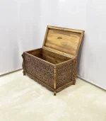Maraş El Oyma Ceviz Ahşap Çeyiz Sandığı – 95x50x60 cm Büyük Boy Sandık | İstanbul Natural Model - Görsel 2