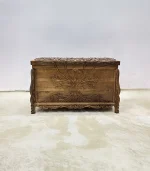 Maraş El Oyma Ceviz Ahşap Çeyiz Sandığı – 95x50x60 cm Büyük Boy Sandık | Hayat Ağacı Model - Görsel 8