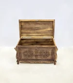 Maraş El Oyma Ceviz Ahşap Çeyiz Sandığı – 95x50x60 cm Büyük Boy Sandık | Papatya Natural Model - Görsel 6