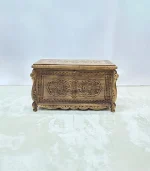 Maraş El Oyma Ceviz Ahşap Çeyiz Sandığı – 95x50x60 cm Büyük Boy Sandık | Papatya Natural Model - Görsel 8