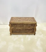 Maraş El Oyma Ceviz Ahşap Çeyiz Sandığı – 95x50x60 cm Büyük Boy Sandık | Aliye Natural Model - Görsel 4