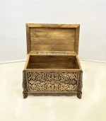 Maraş El Oyma Ceviz Ahşap Çeyiz Sandığı – Ahşap Sandık-68x40x48 Cm | Aliye Eskitme - Görsel 3