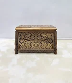 Maraş El Oyma Ceviz Ahşap Çeyiz Sandığı – Ahşap Sandık-68x40x48 Cm | Aliye Eskitme - Görsel 7