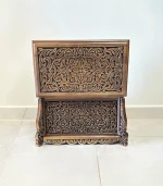 Maraş El Oyma Ceviz Ahşap Çeyiz Sandığı – 50x30x30 cm | Sarmaşık Eskitme Model - Görsel 8